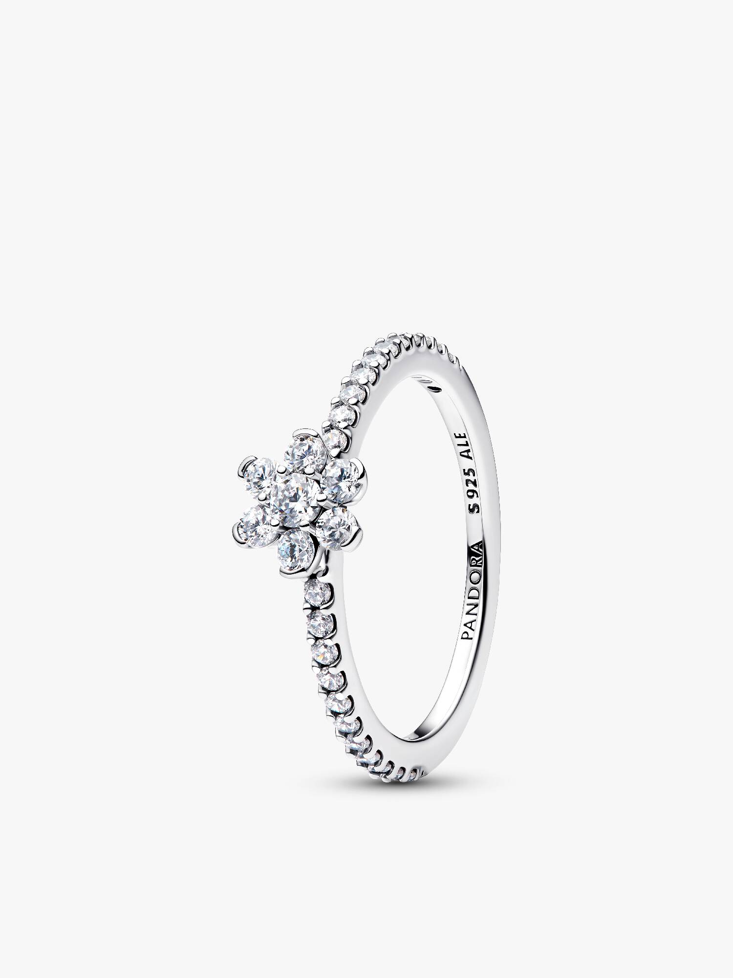 Sparkling Flower Ring