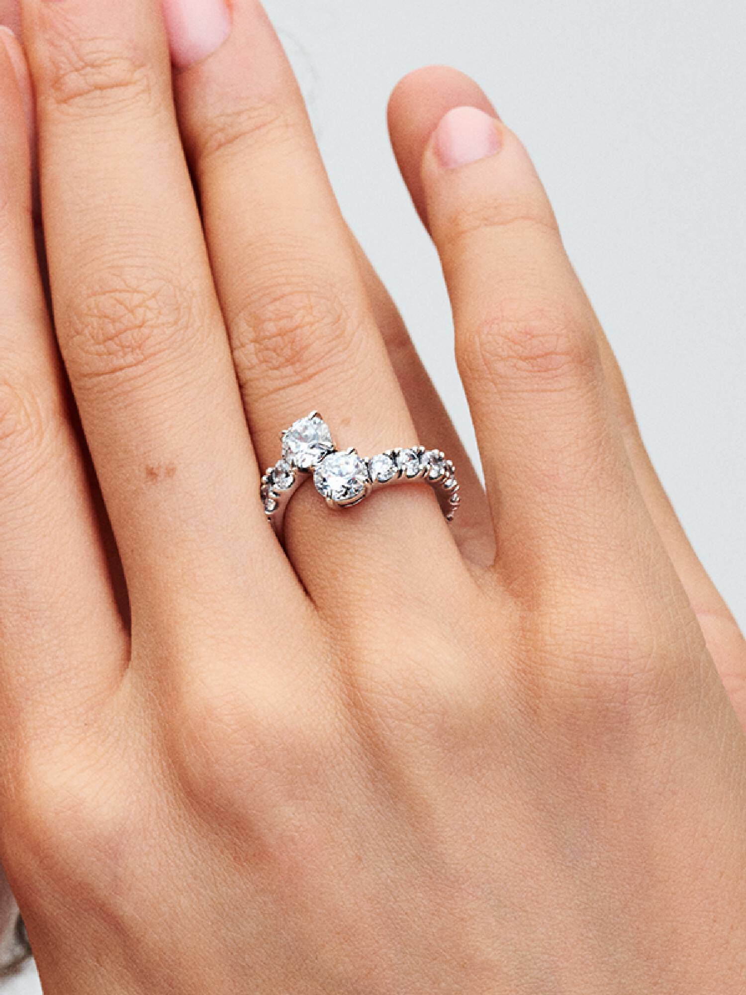 Sparkling Overlapping Band Ring