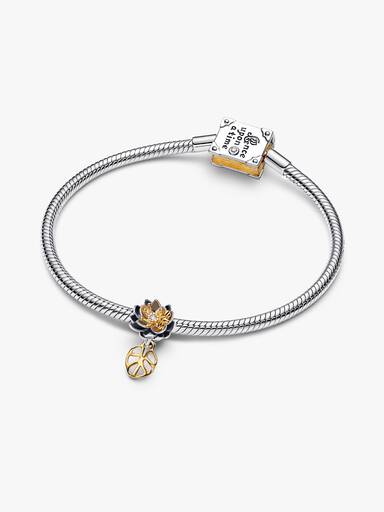 Disney Tiana sterling silver and 14k gold-plated charm with 0.012 ct TW G-I VS+ round brilliant very good cut lab-grown diamond
