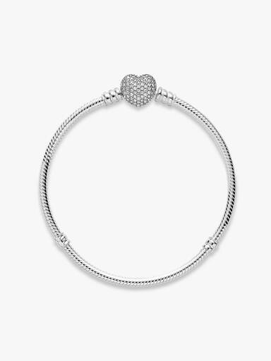 Silver bracelet with heart-shaped clasp and cubic zirconia