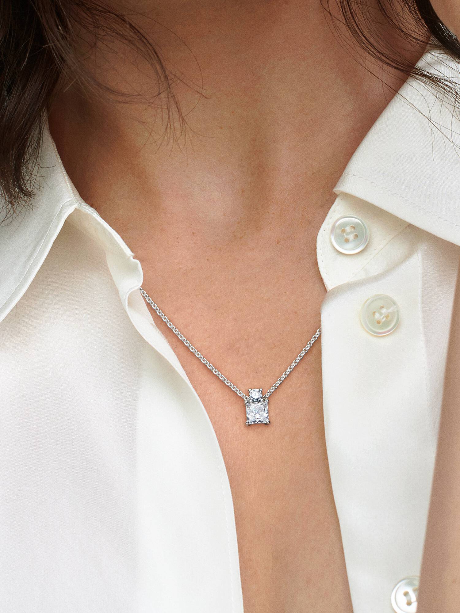 Sparkling Collier Round & Square Pendant Necklace