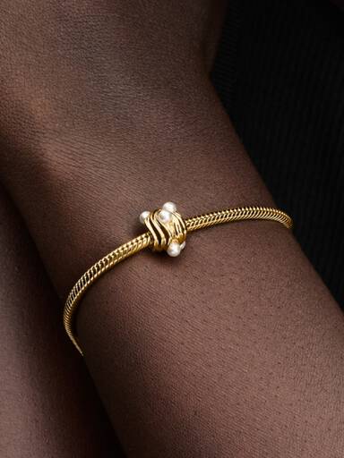Abstract Waves Charm
