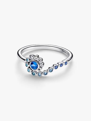 Disney Moana sterling silver ring with clear cubic zirconia, icy green, icy blue, royal blue and london blue crystal