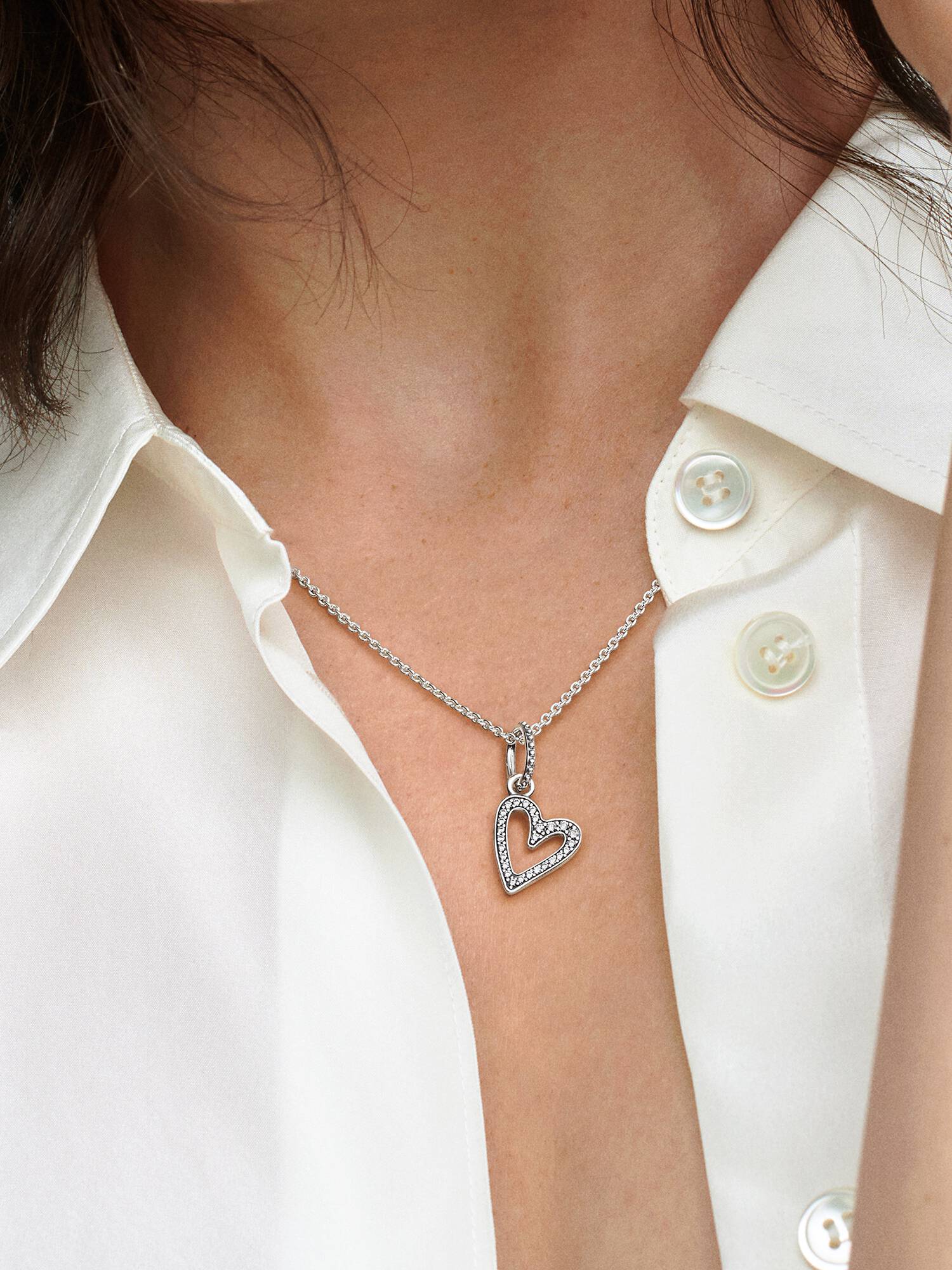 Sparkling Freehand Heart Pendant Necklace