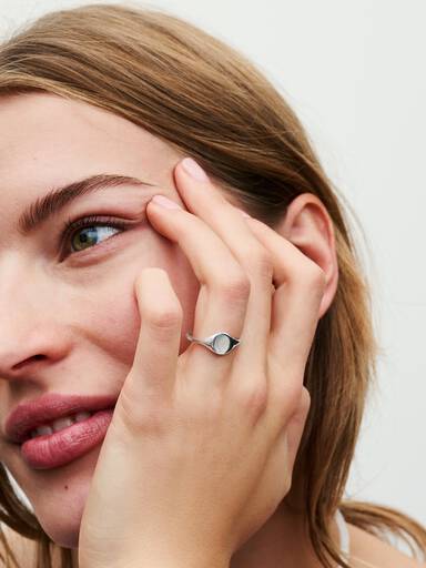 Engravable Signet Ring