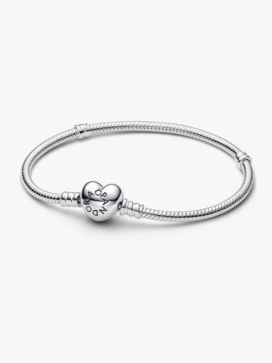 Silver bracelet with heart-shaped clasp
